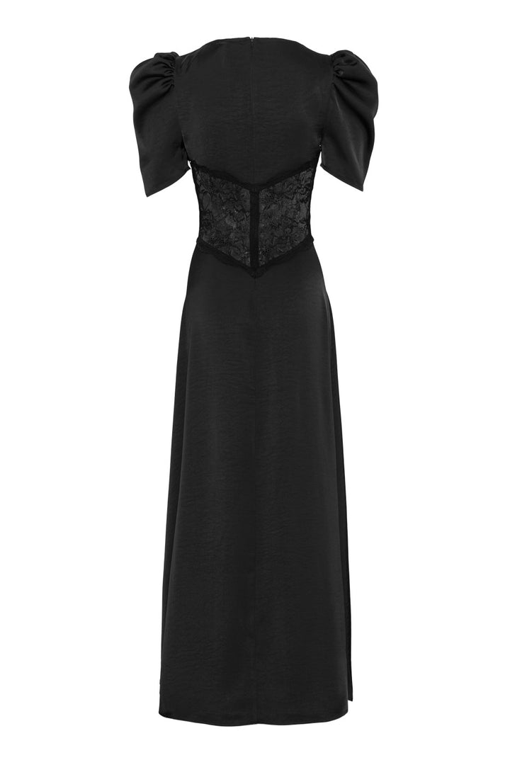 Maxikjole med blonder i midjen - elegant maximodell som er perfekt til fest