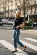 Sort tweedtopp med perleknapper og lommer - perfekt til jobb og fest