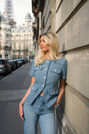 Blå tweedtopp me perleknapper og lommer - perfekt til jobb og fest