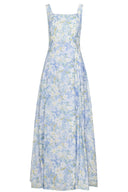 Floral, chic dress with fitted waist that is perfect for different events.
