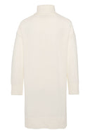 Elegant, kremfarget ullkjole med høy hals og avslappet passform - perfekt til kontor eller hverdag